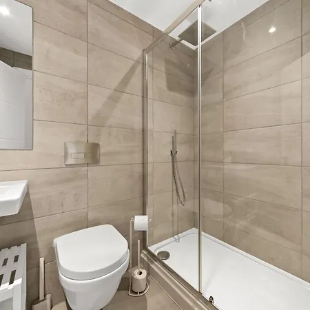 아파트 Atlas House Eight